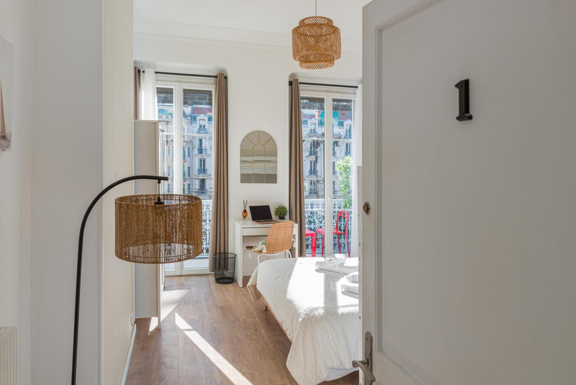 Guest House Chez Bastien Ница Екстериор снимка